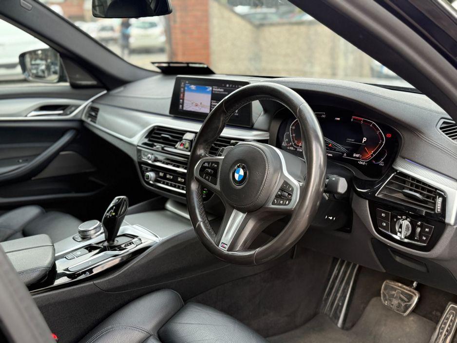 2020 BMW 5 Series - photo 14