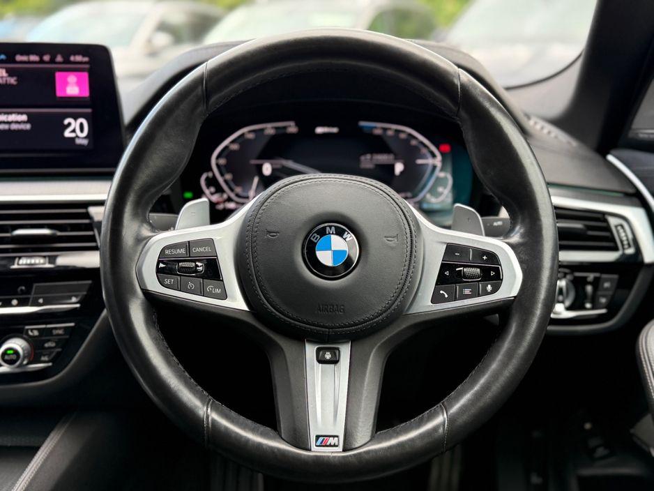 2021 BMW 5 Series - photo 27