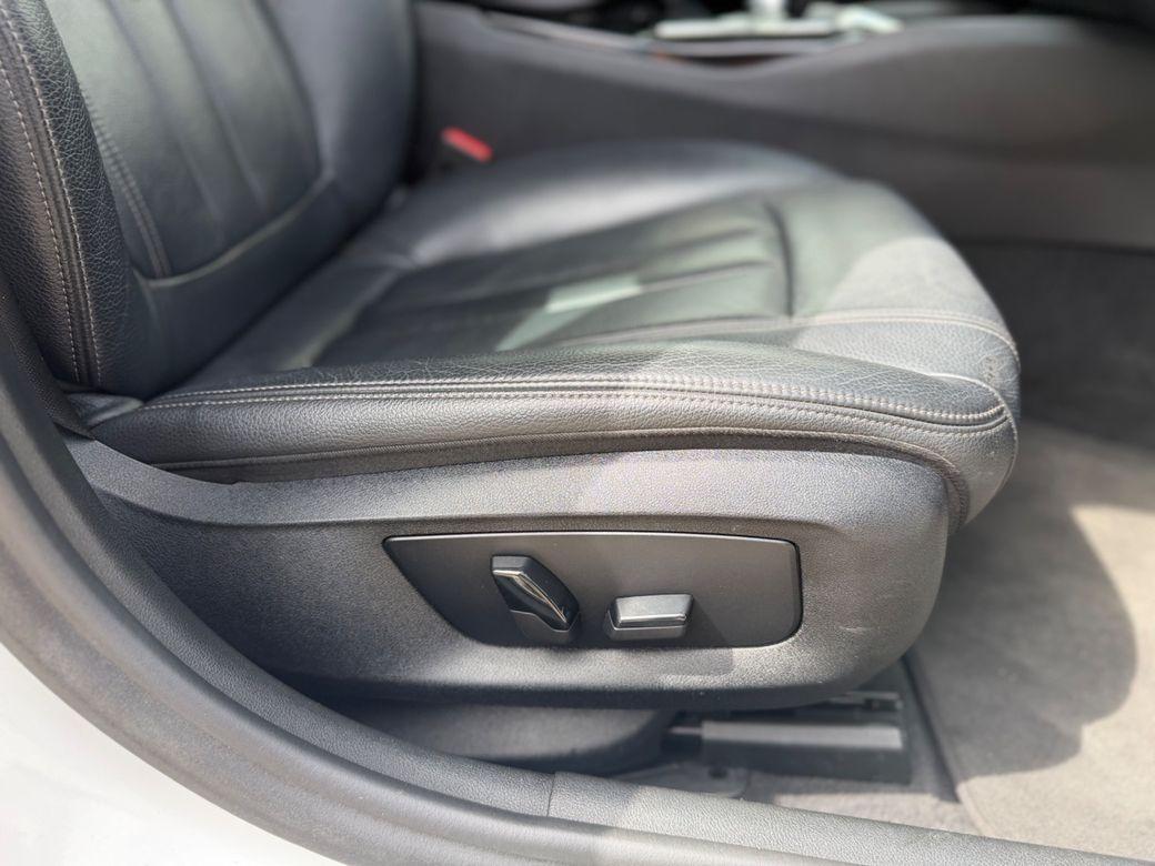 2018 BMW 5 Series - photo 10