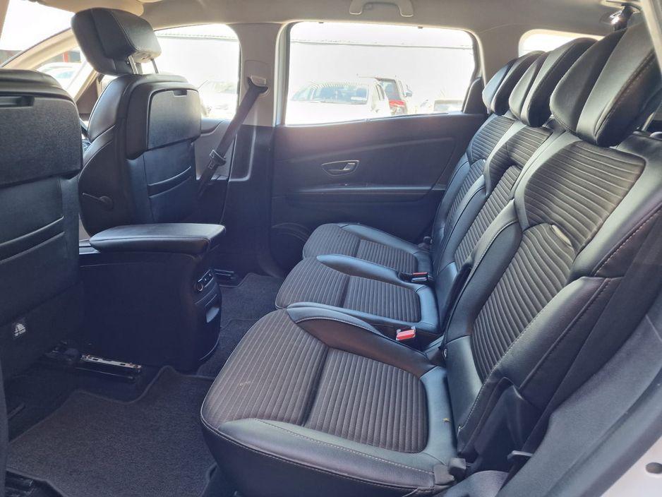 2017 Renault Grand Scenic / 7 Seater - photo 9