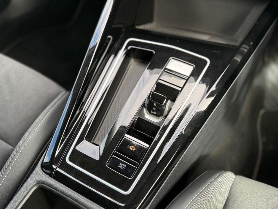 2024 Volkswagen Golf - photo 23