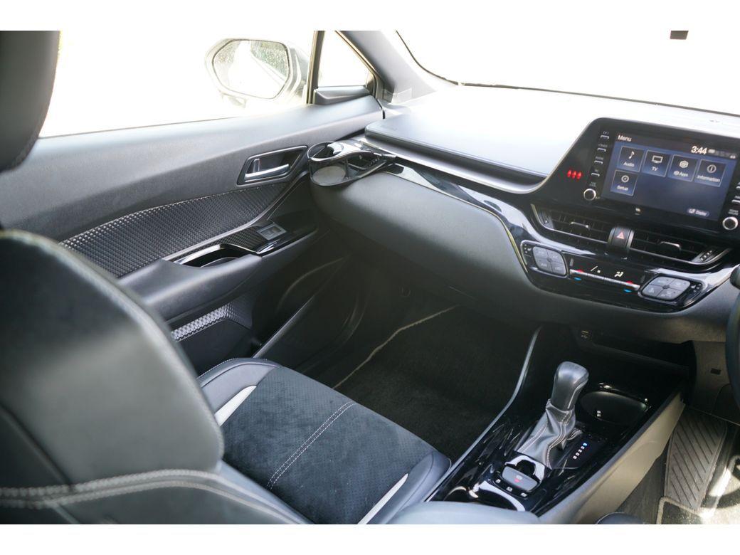 2020 Toyota C-HR - photo 16
