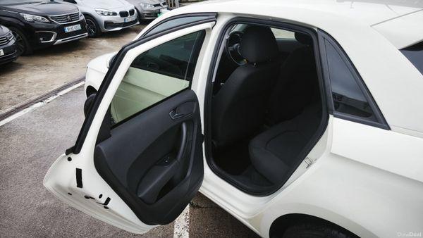2014 Audi A1 1.6tdi Manual /AA Approved - photo 13