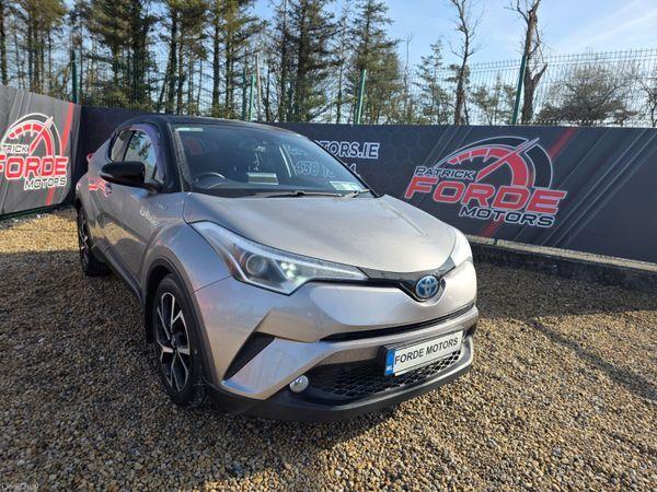 Toyota C-HR 2018 - exterior view