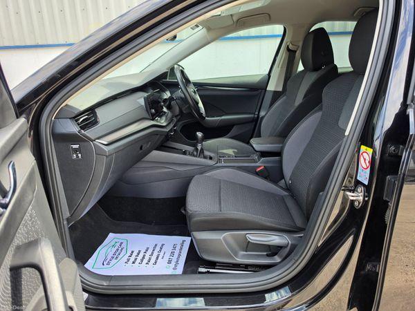 2021 *212 SKODA OCTAVIA 2.0 TDI MAXTON PACK - photo 14