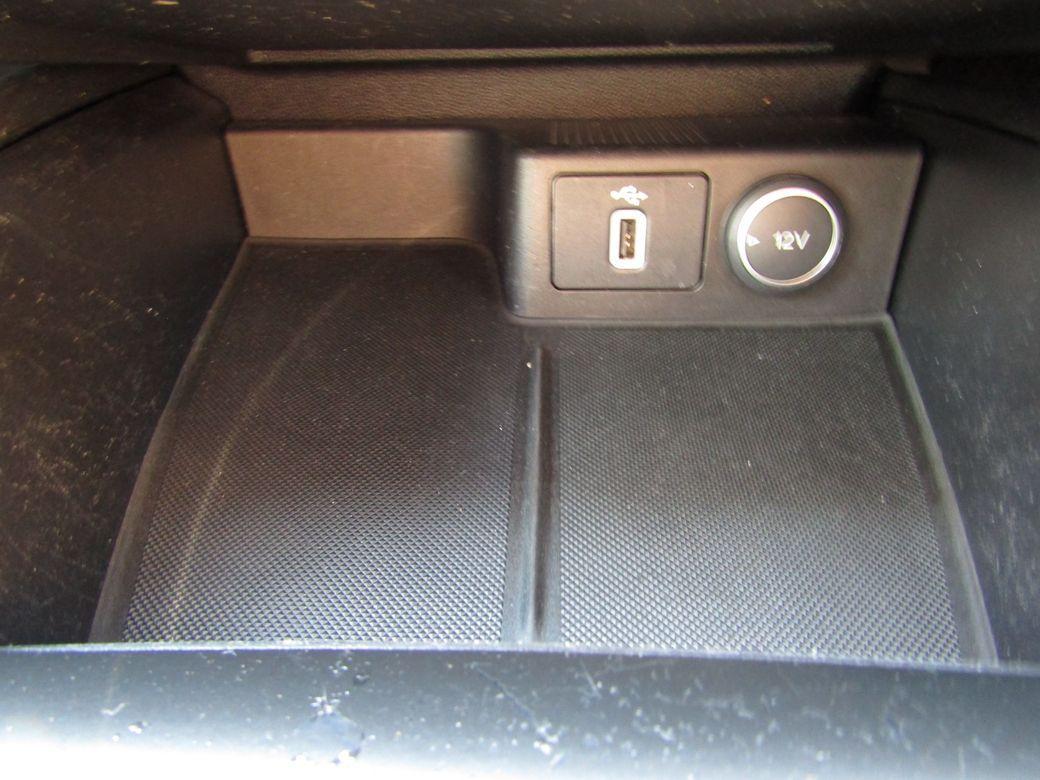 2019 Ford Focus - photo 21