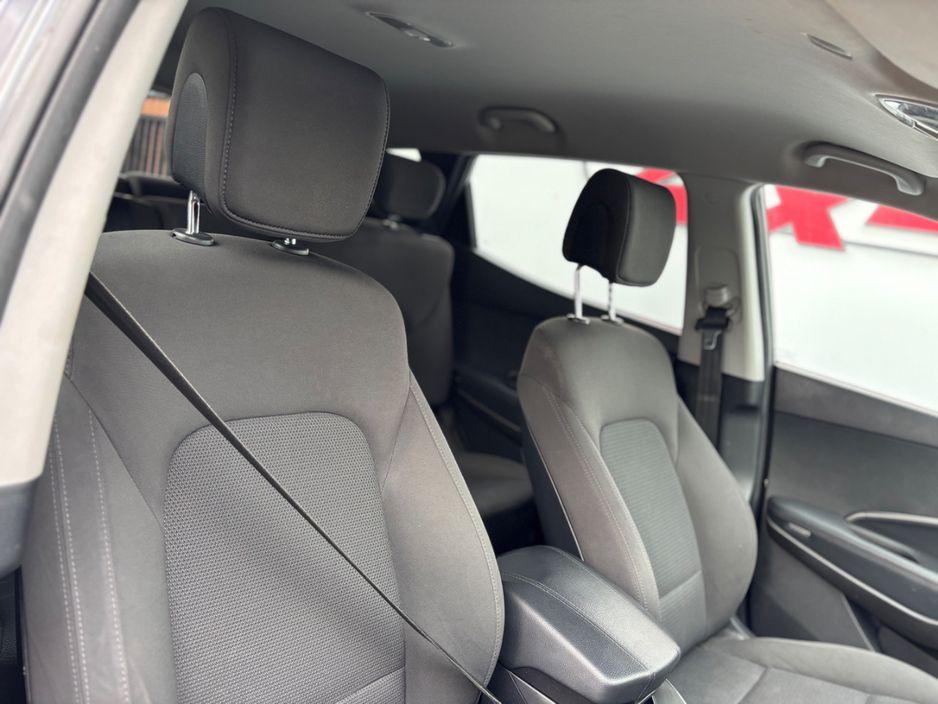 Hyundai Santa Fe - photo 15