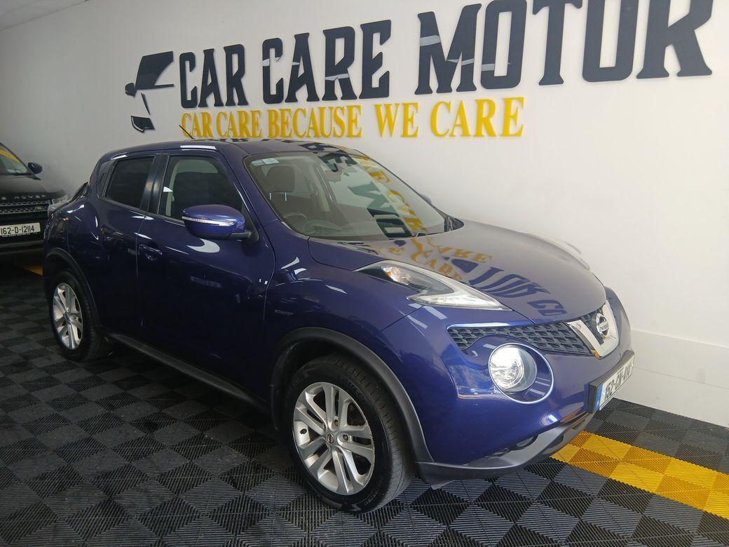 2015 Nissan Juke - interior view