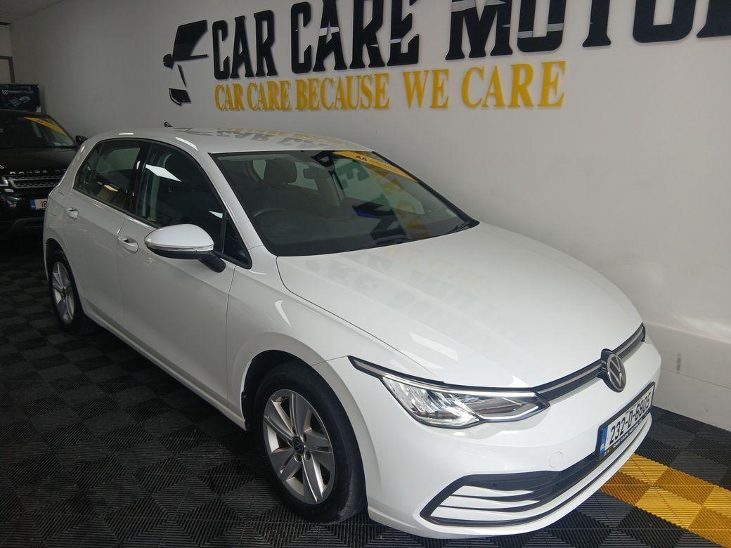 2023 Volkswagen Golf - interior view