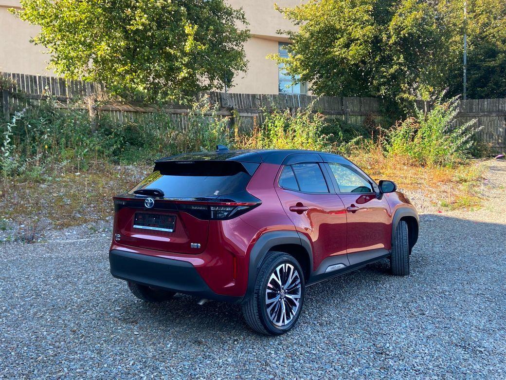 2022 Toyota Yaris Cross - rear view