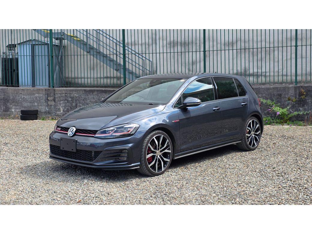 2019 Volkswagen Golf - photo 1