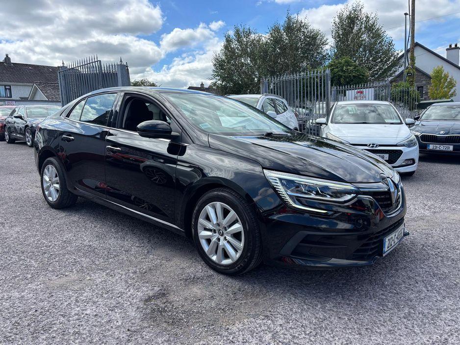2021 Renault Megane - photo 1