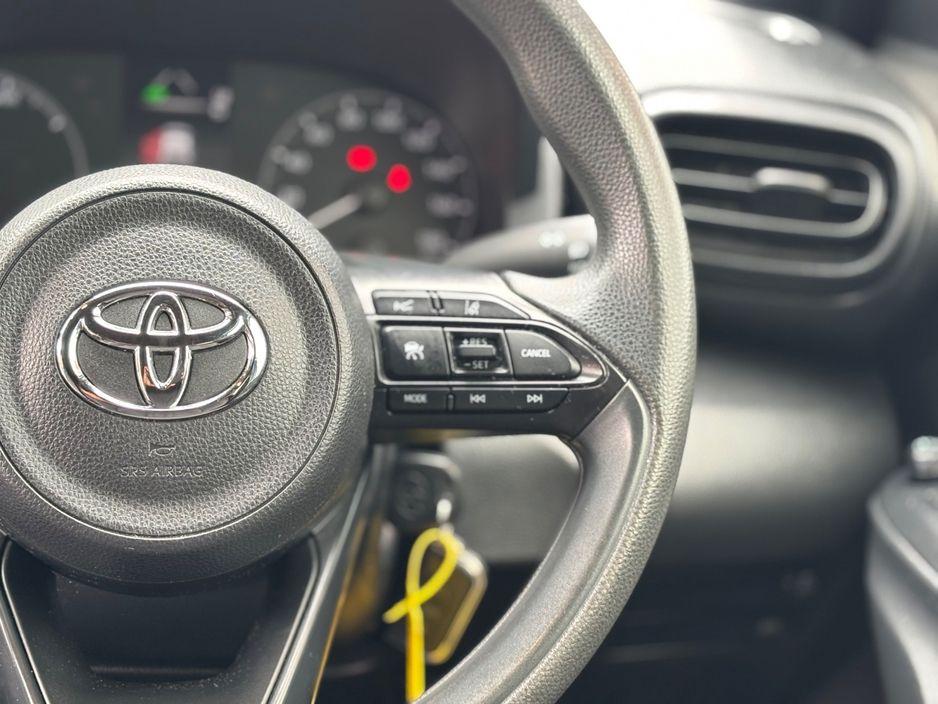 2020 Toyota Yaris Hybrid 1.5 Automatic 116hp in Blanchardstown, Dublin - photo 9