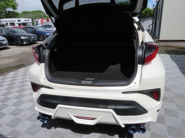 2017 TOYOTA C-HR HYBRID JEEP AUTO 1.8 in Dublin - photo 8