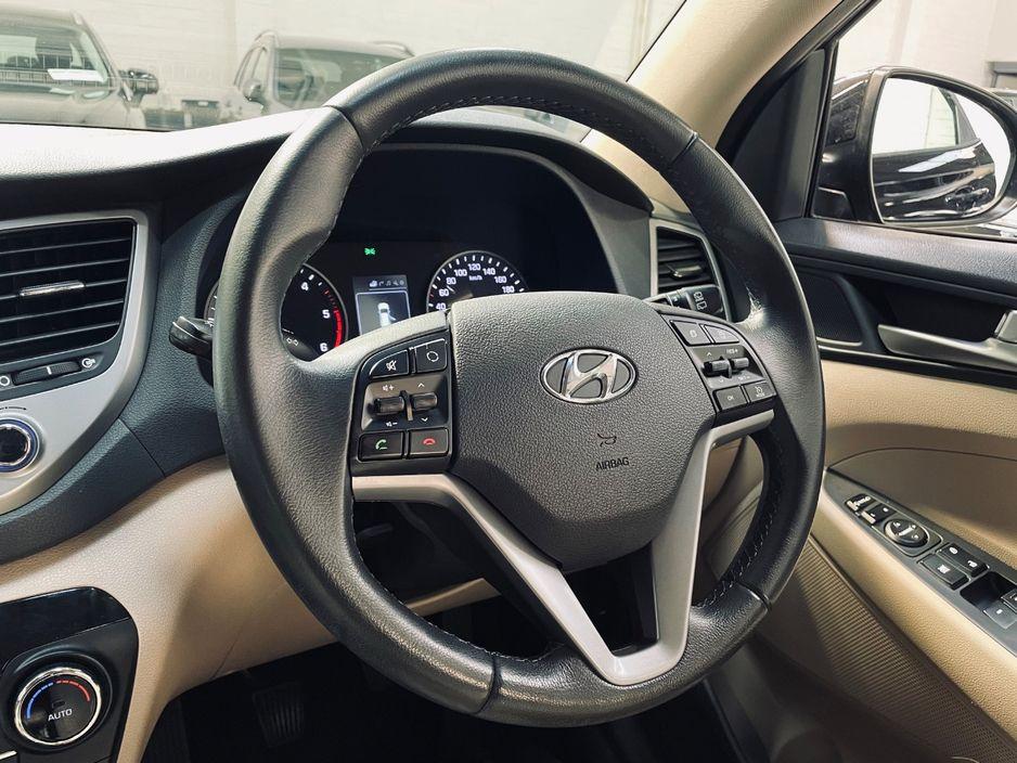 2017 Hyundai Tucson 1.7 Diesel SUV in Santry, Dublin - photo 15