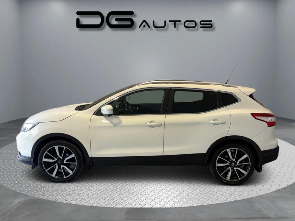 Nissan Qashqai Diesel MPV in Limerick - interior view